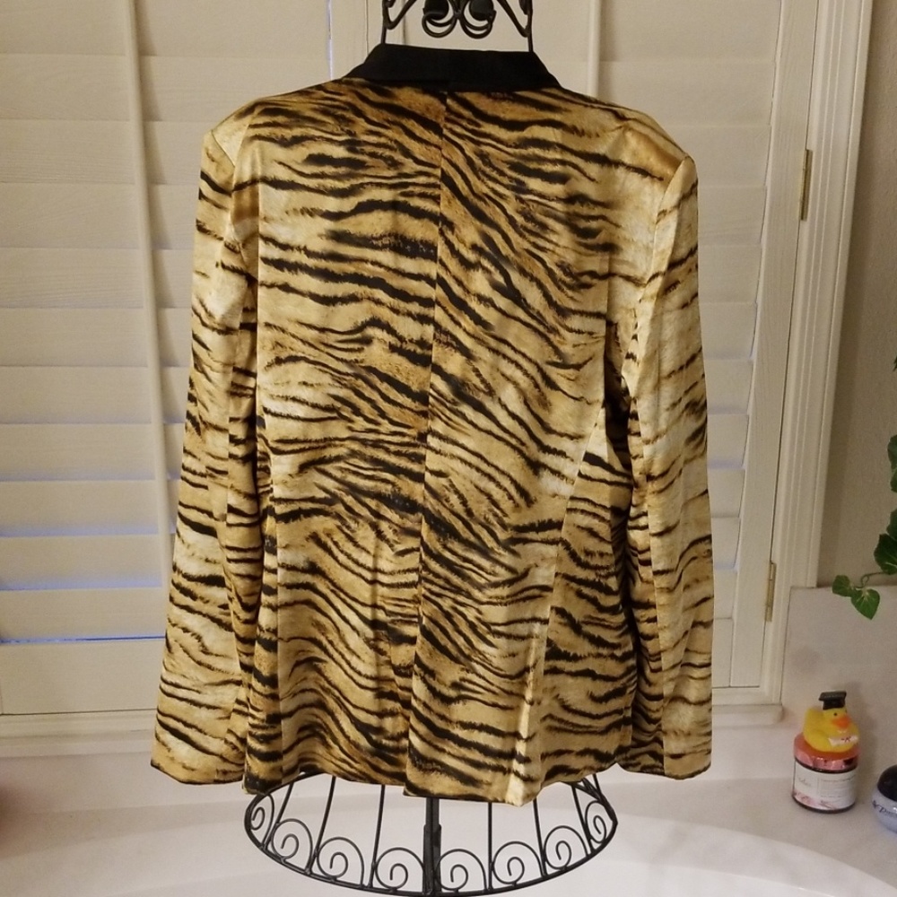 Jacket/Blazer - Picture 4 of 6